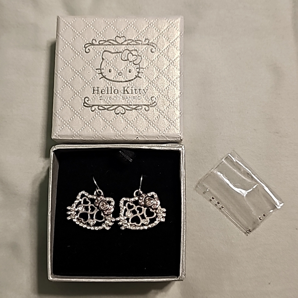 Hello Kitty Earrings